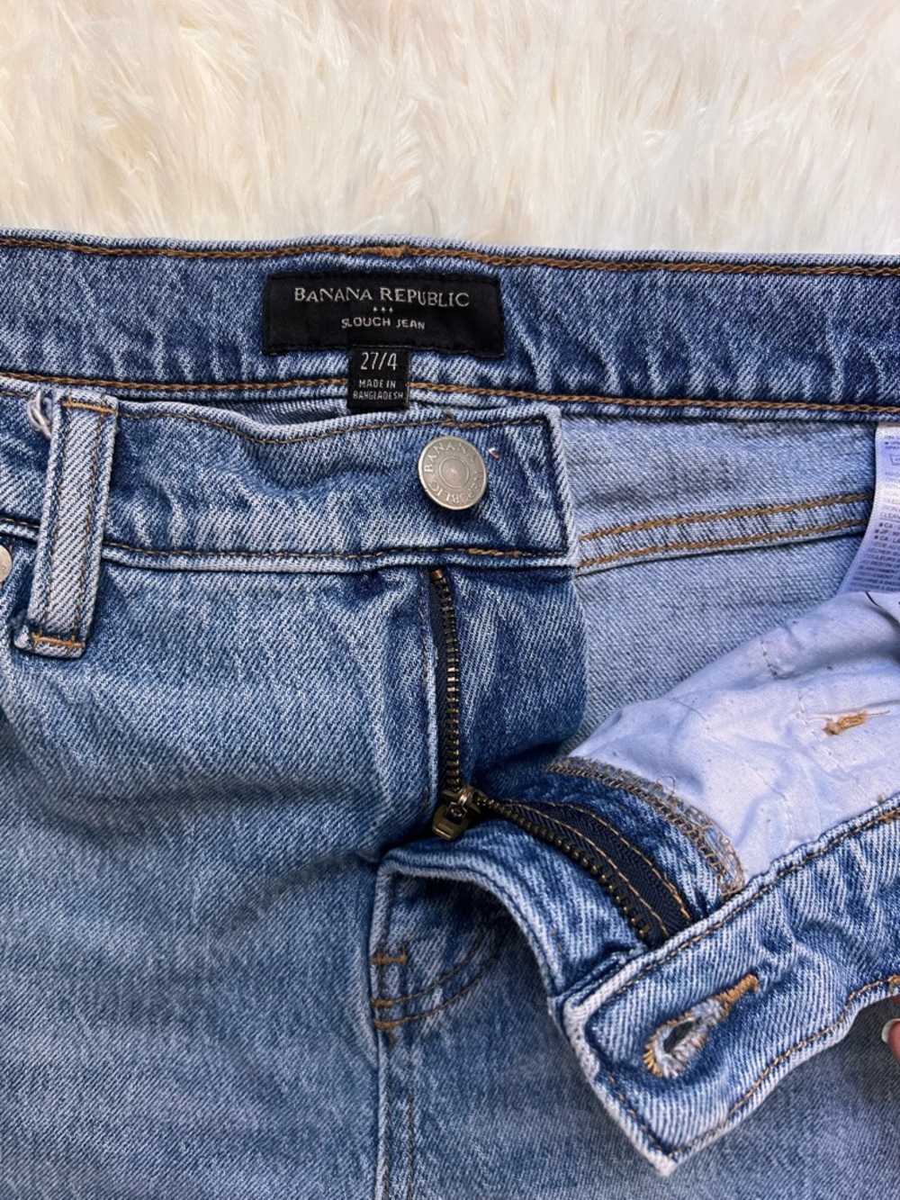Banana Republic Cropped Slim Blue Jeans - Picture 2 of 4